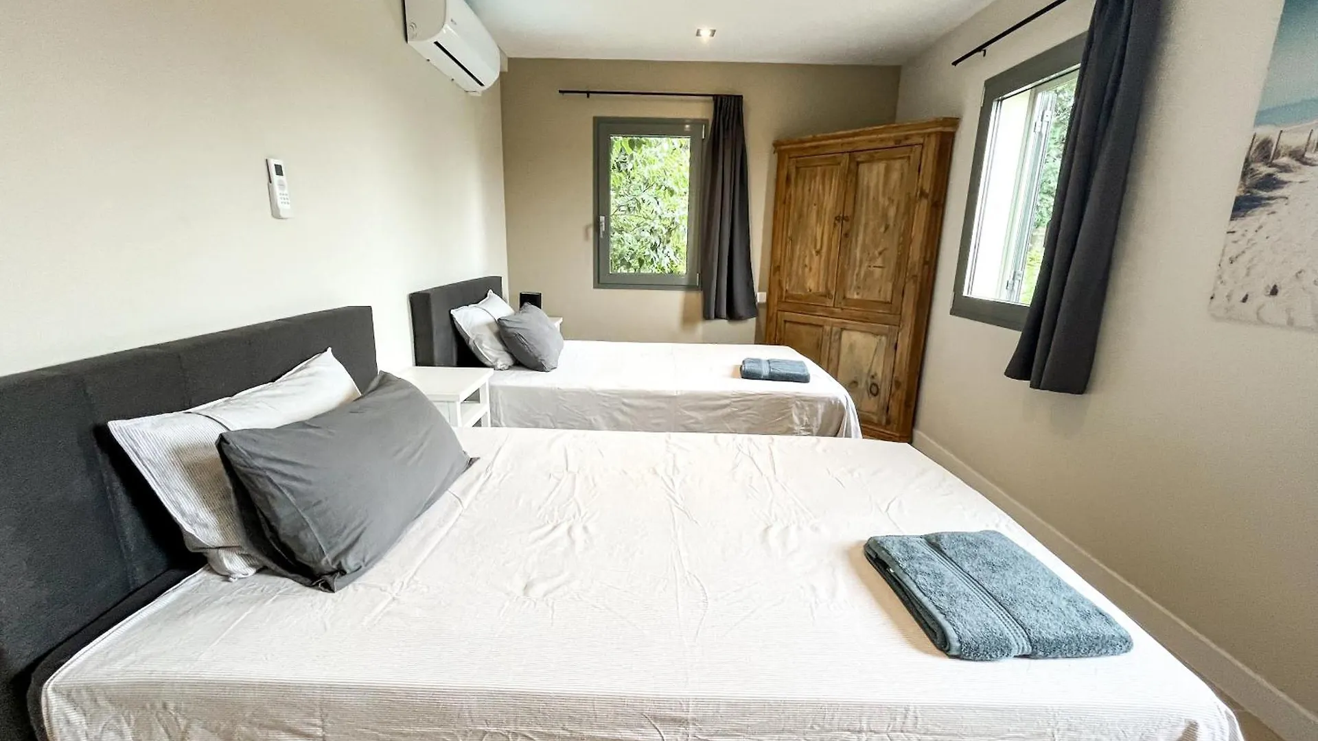 Villa Peralta Girona City W Above Ground Pool